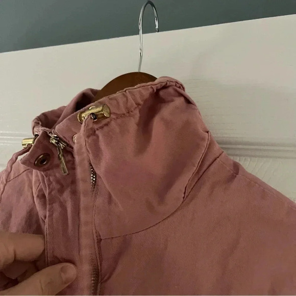 Pink Light Jacket with Zipper - Picture 7 of 10
